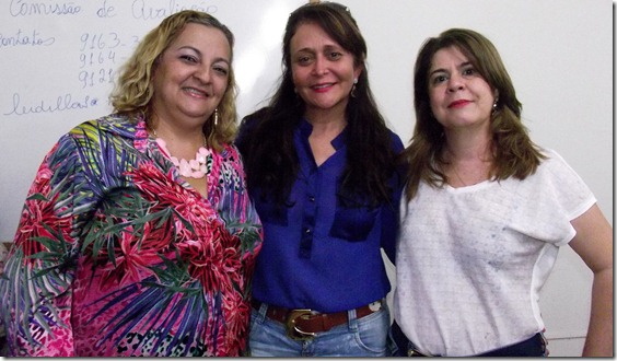 Ivanete Carvalho, prefeita Gleide Santos e Elaine Beatriz._thumb[7]